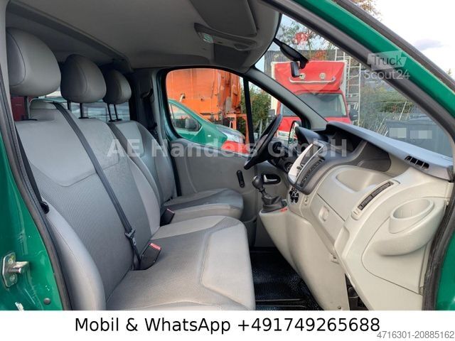 Minibús RENAULT Trafic Combi 9 Sitzer *Klima/Radio/1xSchiebetür