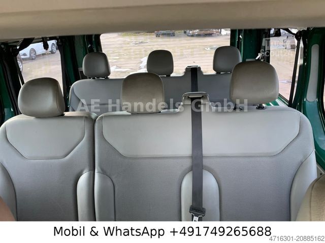 Minibús RENAULT Trafic Combi 9 Sitzer *Klima/Radio/1xSchiebetür