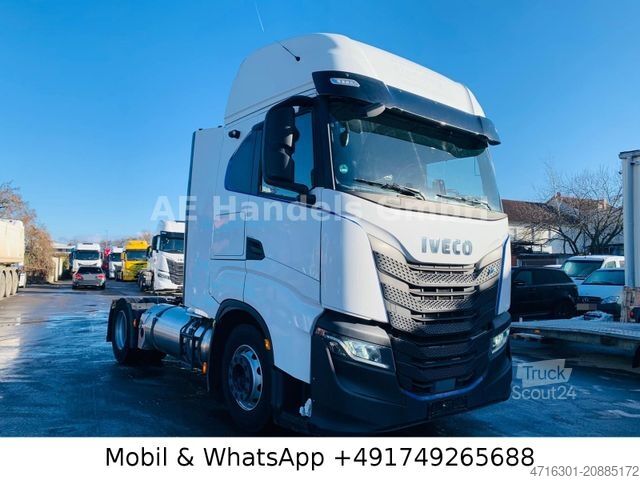 Standard tractor unit IVECO S-Way 460 AS LNG *Retarder/ACC/2xTank/LED/Leder