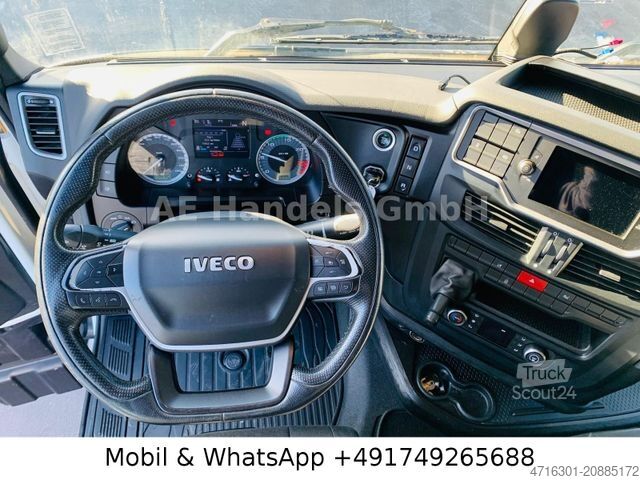 Standard tractor unit IVECO S-Way 460 AS LNG *Retarder/ACC/2xTank/LED/Leder