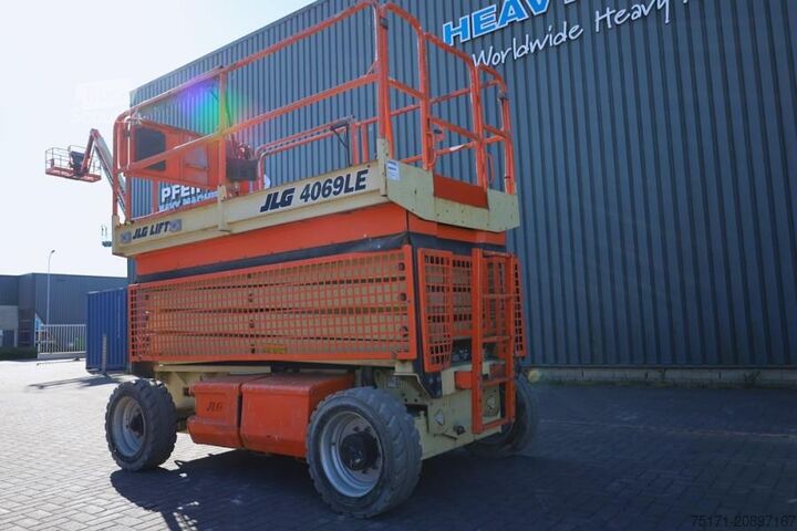 Sakselevator JLG 4069LE Electric, 14.2m Working Height, 360kg Capac
