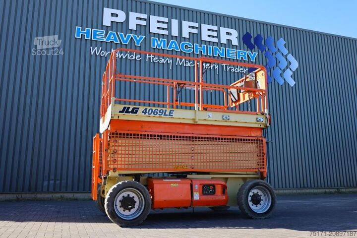 Sakselevator JLG M4069LE Hybrid, 14.2m Working Height, 360kg Capaci