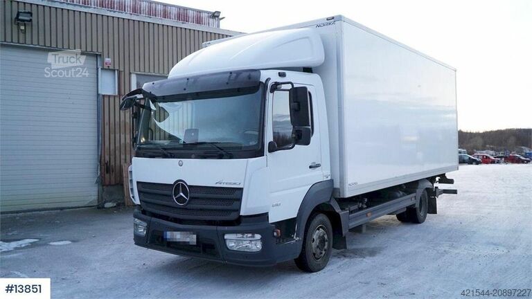 Kufr Mercedes-Benz Atego 818 box truck. Low km.