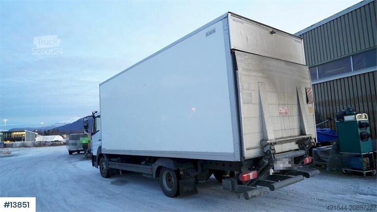 Kufr Mercedes-Benz Atego 818 box truck. Low km.