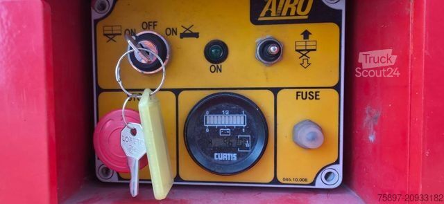 Remolque con plataforma de trabajo Airo AIRO X10 EW Schere 10.20m / 961 hours / UVV neu
