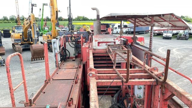 محطة خلط الأسفلت WIRTGEN SP 1500 L /Gleitschalungsfertiger Concrete Paver