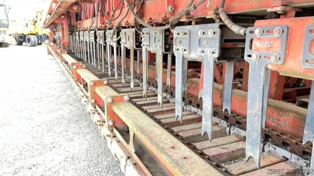 محطة خلط الأسفلت WIRTGEN SP 1500 L /Gleitschalungsfertiger Concrete Paver