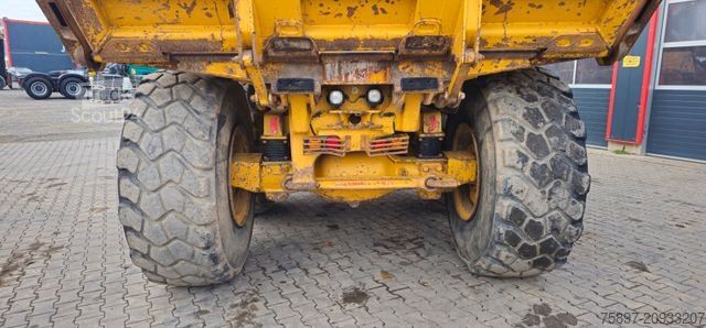  CATERPILLAR 730 6x6 DUMPER / Tunnel