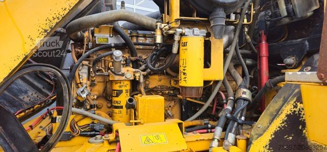  CATERPILLAR 730 6x6 DUMPER / Tunnel