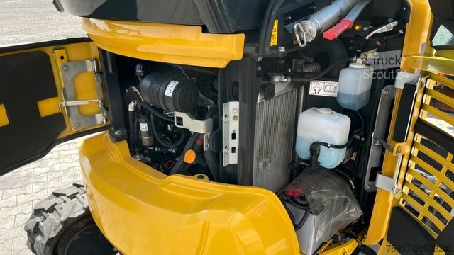 Miniexcavadora KOMATSU PC 26 MR-5 Minibagger (693 hrs)