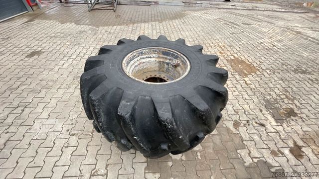 Jordstabilisator WIRTGEN WR 2400 / WR 2500 / Ersatzreifen