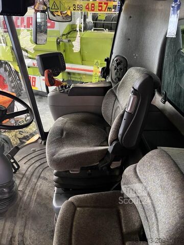 Mähdrescher NEW HOLLAND CX 8060