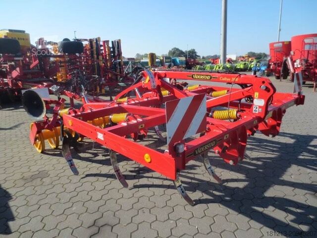 Cultivator de câmp Väderstad CULTUS CS 300