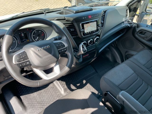 Samochód dostawczy z plandeką IVECO Daily 72C21 Pritsche/ AC/ Autom./ Luftfederung