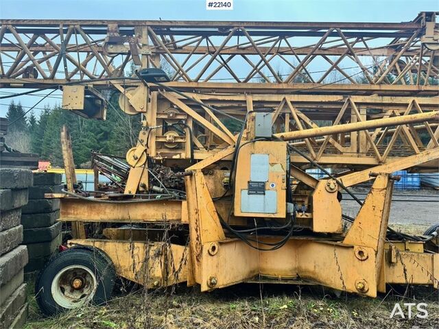 Hefgereedschap Potain 325B tower crane