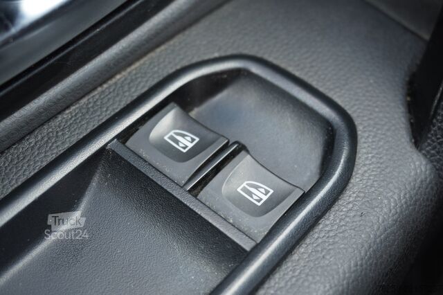 Camioneta familiar de techo alto Renault Express 1.5 dCi EURO 6 - Airco - Cruise - €11.9...
