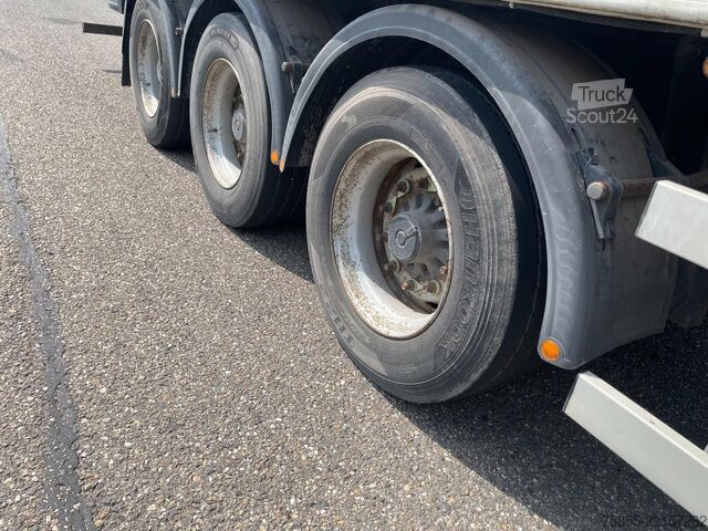 Transport refrigerat/congelat Montracon Fridge Carrier Vector 1950 MT / SAF Axles