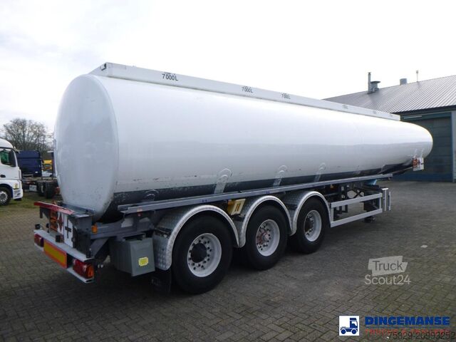 Tank L.A.G. Fuel tank alu 44.4 m3 / 6 comp + pump