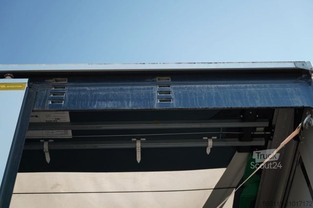 Open oplegger met zeil WIELTON FIRANKA / STANDARD / O? PODNOSZONA / DACH PODNO