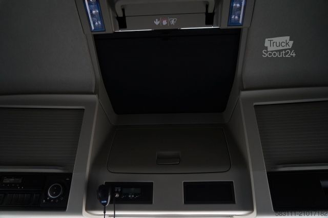 Camion jumbo VOLVO FH 460 / 6x2 / FIRANKA- 7,7 m / DACH PODNOSZONY