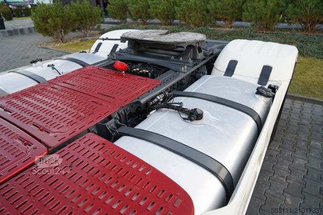 Standaard trekker DAF XF 530 / RETARDER / I-PARK COOL / SUPER SPACE CA