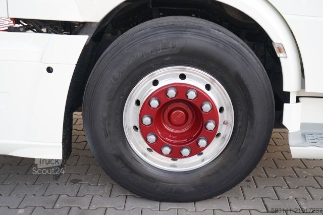 Standaard trekker DAF XF 530 / RETARDER / I-PARK COOL / SUPER SPACE CA