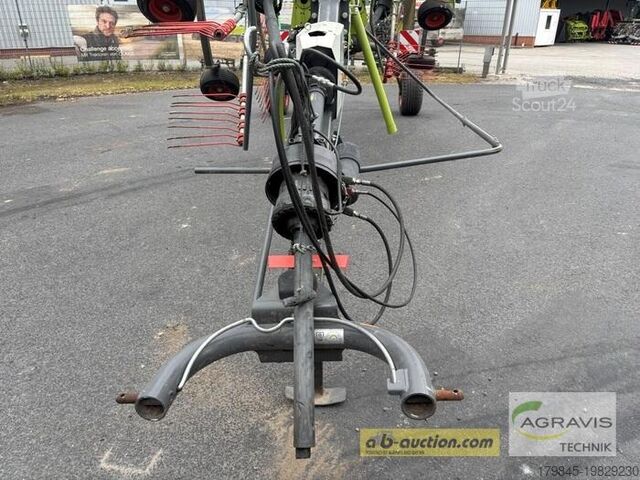 Tecnologia de feno Claas LINER 1800 TWIN