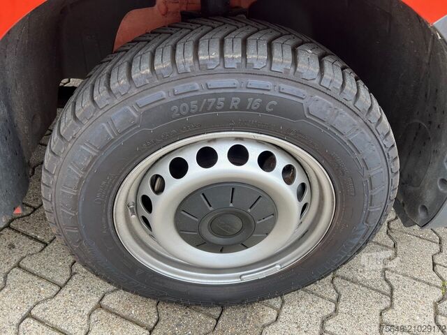 Bestelwagen MAN TGE 2.140 4x2F SB TGE 2.140 4x2F SB