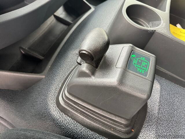 Camion caisson Mercedes-Benz Axor 1833 L 4x2 Axor 1833 L 4x2, Getränkekoffer