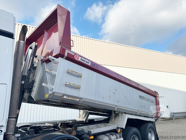 Camion à usage spécial Mercedes-Benz Arocs 3258 LK 8x4/4 Arocs 3258 LK 8x4/4, Retarder, Stahlmulde ca. 14m³, hydr. Heckklappenöffnung