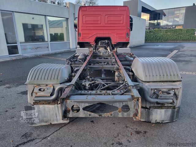 Châssis de camion Mercedes-Benz - 1215 4x2