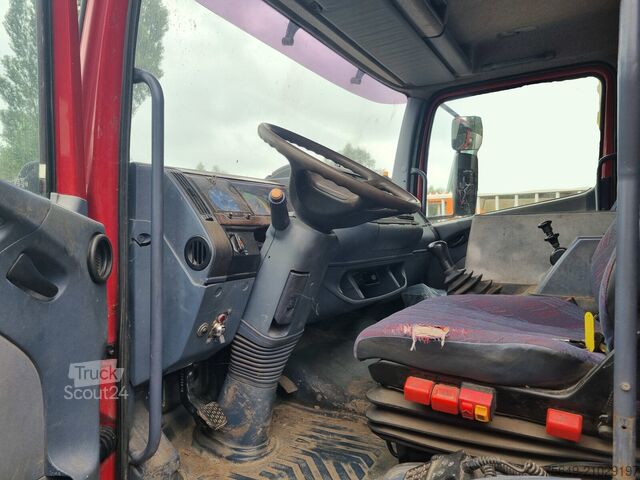 Châssis de camion Mercedes-Benz - 1215 4x2