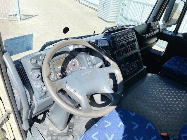 Châssis de camion Iveco-Magirus Trakker AD260T41W 6x6 Trakker AD260T41W 6x6