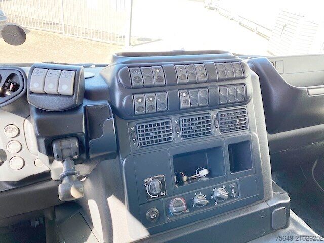 Châssis de camion Iveco-Magirus Trakker AD260T41W 6x6 Trakker AD260T41W 6x6