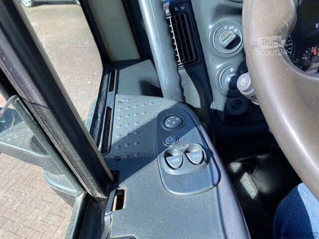 Châssis de camion Iveco-Magirus Trakker AD260T41W 6x6 Trakker AD260T41W 6x6