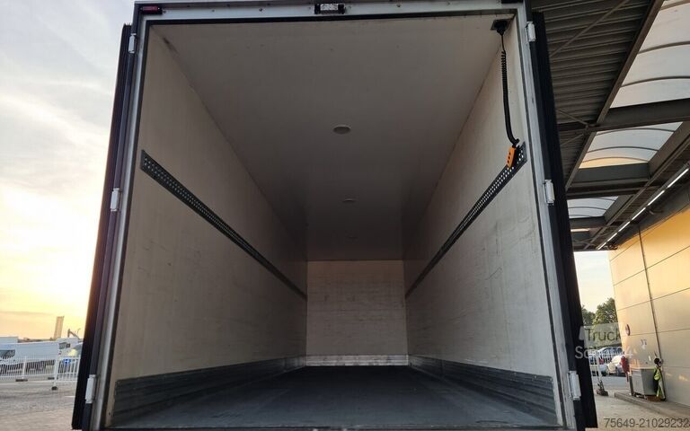 Skriňové nákladné vozidlo Mercedes-Benz Actros 2532 L 6x2 Actros 2532 L 6x2, Liftachse, LBW Dhollandia