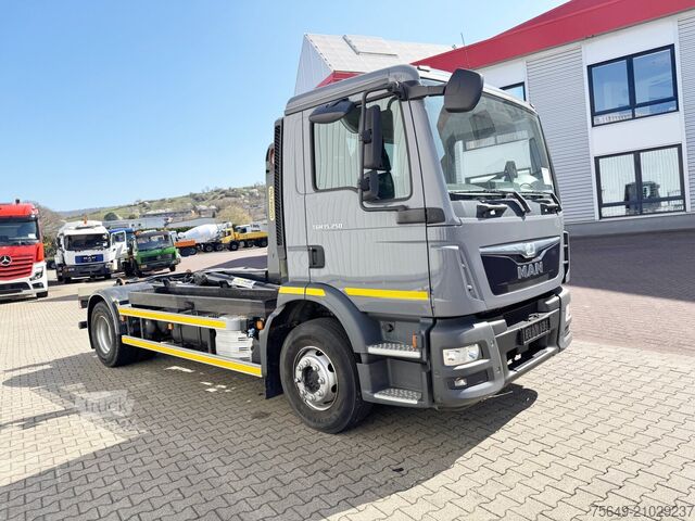 Haakarm vrachtwagen MAN TGM 15.250/340 4X2 BL TGM 15.250/340 4X2 BL