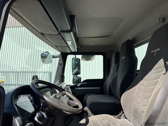 Haakarm vrachtwagen MAN TGM 15.250/340 4X2 BL TGM 15.250/340 4X2 BL