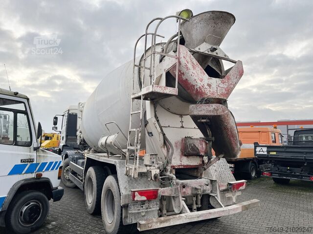 Mobil betongblandningsanläggning MAN TGA 35.360 8X4 BB TGA 35.360 8X4 BB, Betonmischer Karrena 10m³