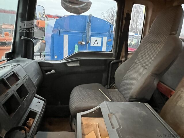 Mobil betongblandningsanläggning MAN TGA 35.360 8X4 BB TGA 35.360 8X4 BB, Betonmischer Karrena 10m³