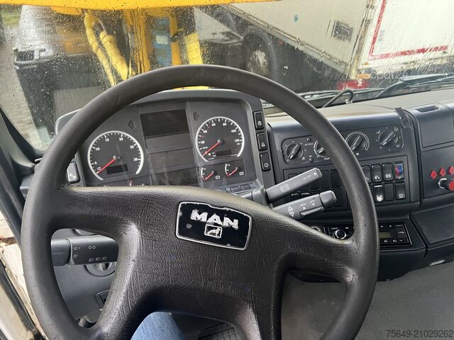 Kipper LKW MAN TGA 26.360 6X2/4 BL TGA 26.360 6X2/4 BL, Vorlauf Lenk-Liftachse