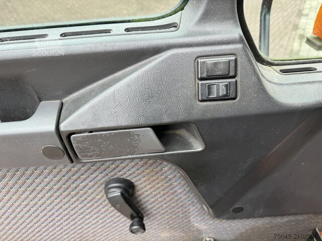 Châssis de camion MAN 18.255 MAK 4x4 BB 18.255 MAK 4x4 BB