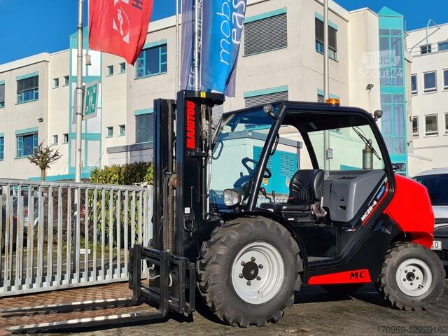 Terreinheftruck Manitou MC 25-4 ST5B S1 Buggy