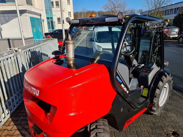 Terreinheftruck Manitou MC 25-4 ST5B S1 Buggy