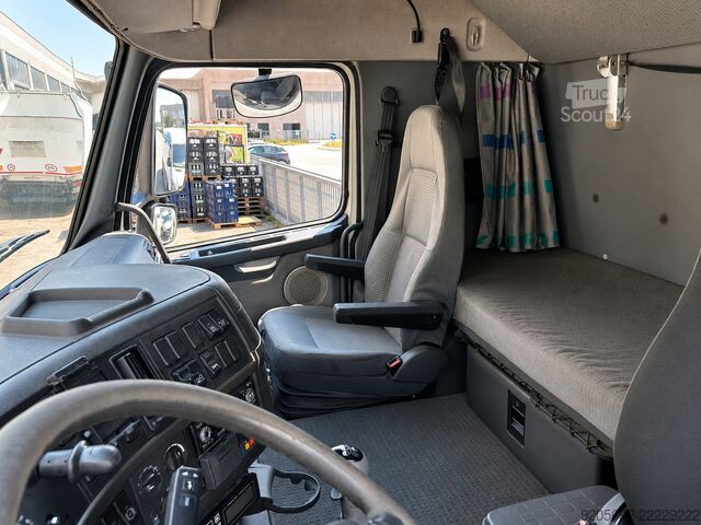 Volvo FH12 380 6x2 με επικλινές αμάξωμα με μουσαμά VOLVO FH12 380