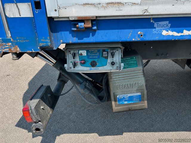 Volvo FH12 380 6x2 με επικλινές αμάξωμα με μουσαμά VOLVO FH12 380