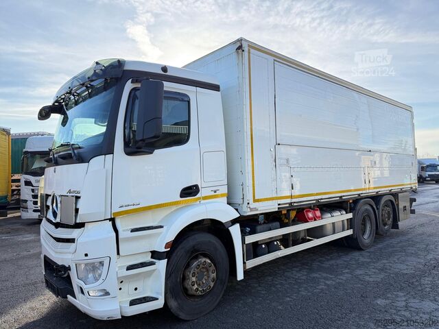 Drankentruck MERCEDES-BENZ Antos 2543 für Schmierstoff Pumpen 4xSchläuche