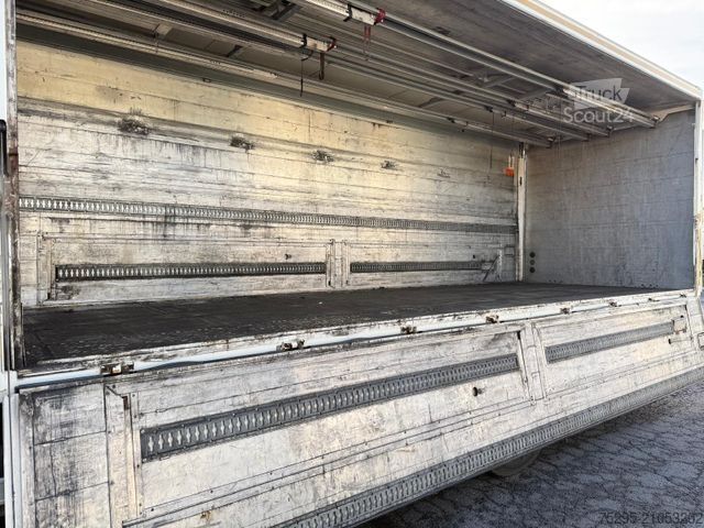 Drankentruck MERCEDES-BENZ Antos 2543 für Schmierstoff Pumpen 4xSchläuche