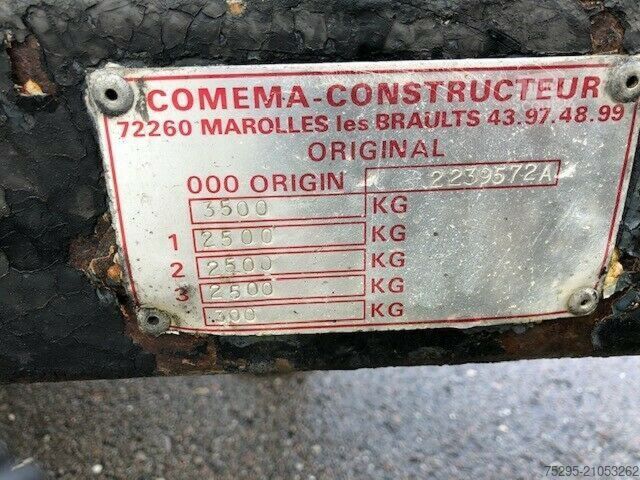 Véhicule utilitaire  Tridem 3 Achs Koffer Portaltüren Bus Anhänger