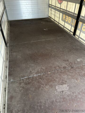 LKW mit Pritsche & Plane MAN 